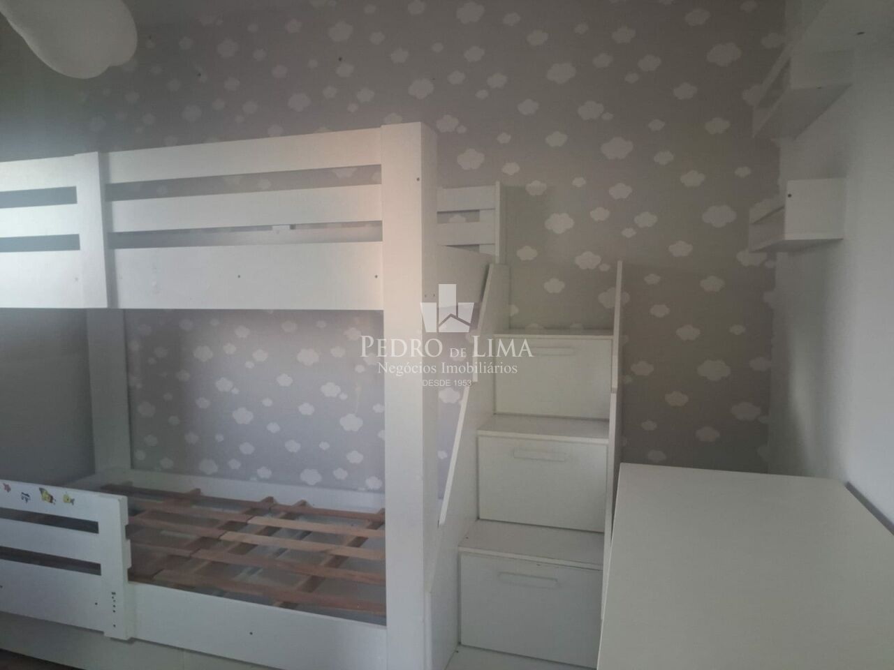 Apartamento em andar alto, vista livre com 3 dormitórios sendo 1 suíte na  Vila Matilde