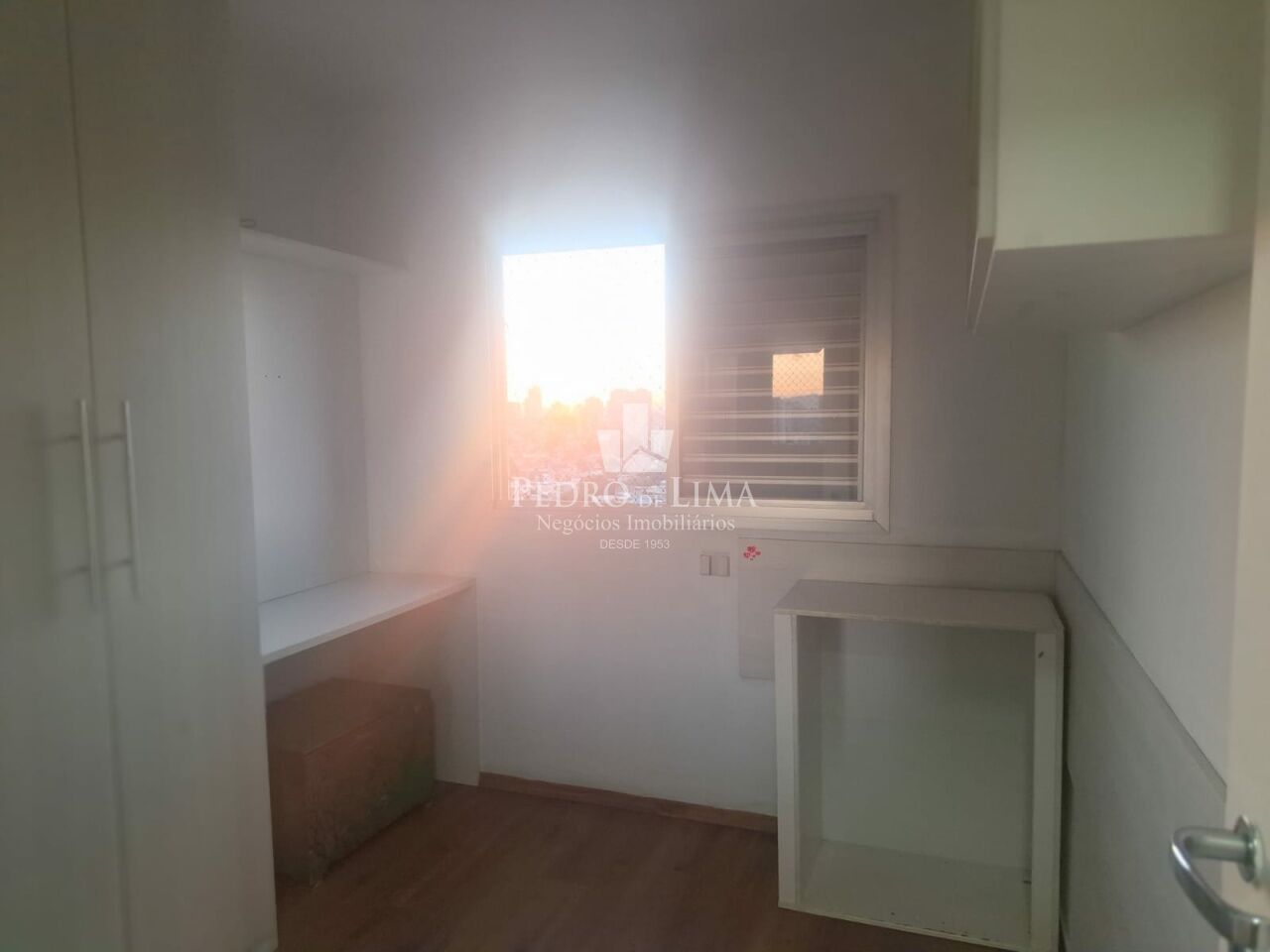 Apartamento em andar alto, vista livre com 3 dormitórios sendo 1 suíte na  Vila Matilde