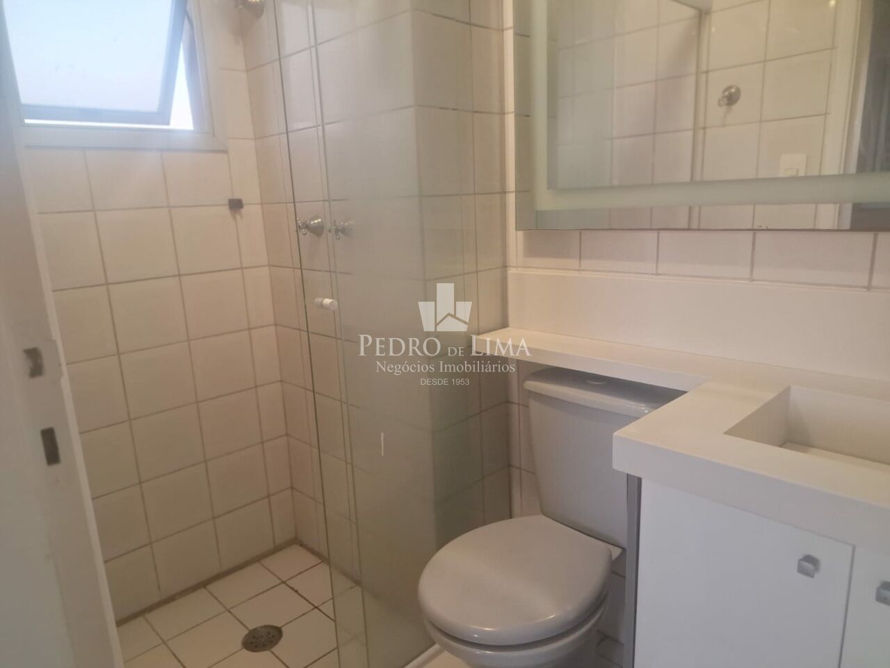 Apartamento em andar alto, vista livre com 3 dormitórios sendo 1 suíte na  Vila Matilde