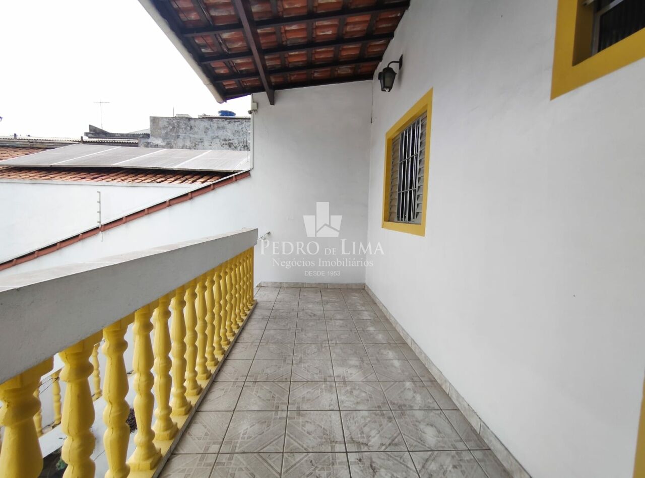 Sobrado frontal na região da Penha