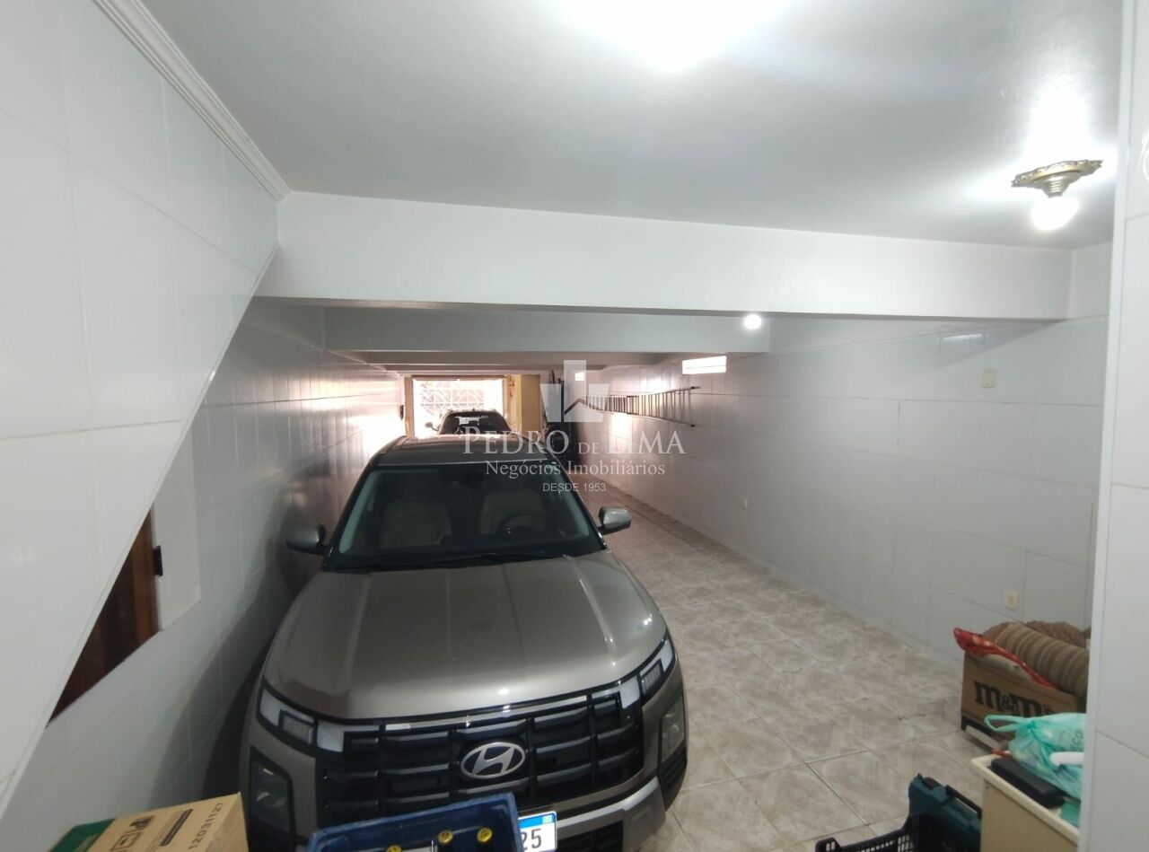 Sobrado frontal na região da Penha
