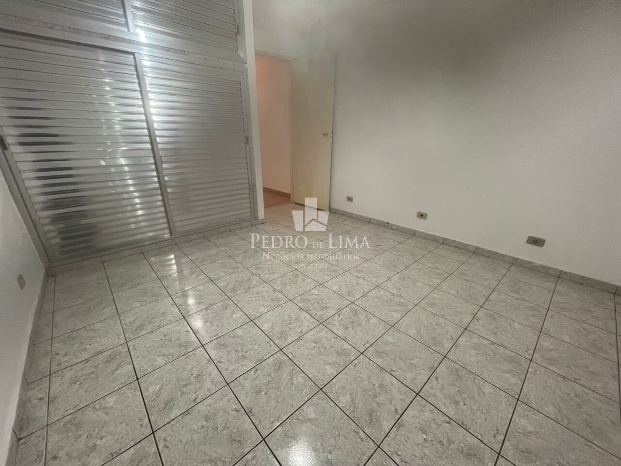  Sobrado Frontal na Vila Matilde