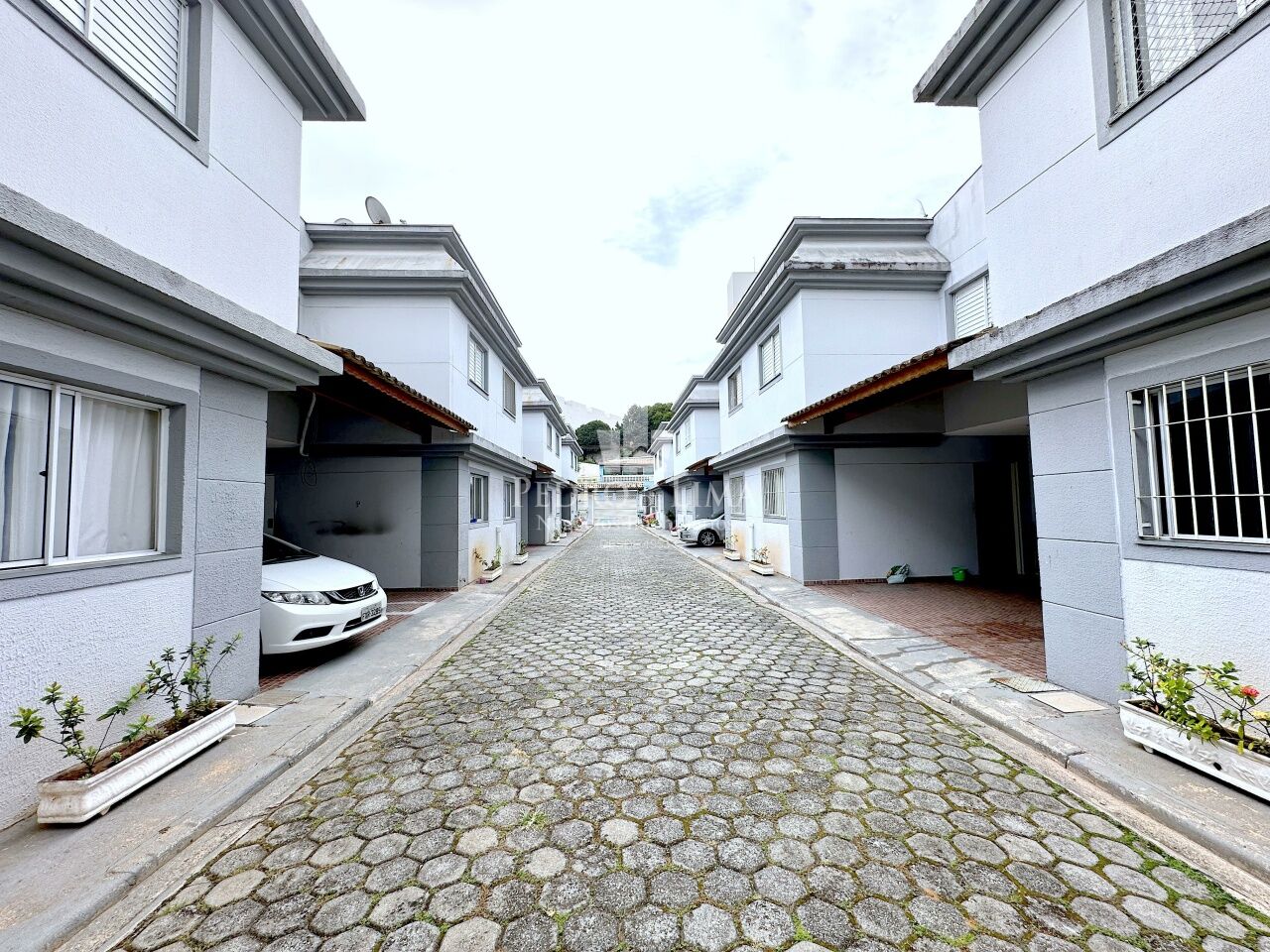 Sobrado em Condomínio 58 m², 2 dormitórios e 1 vaga privativa na Penha