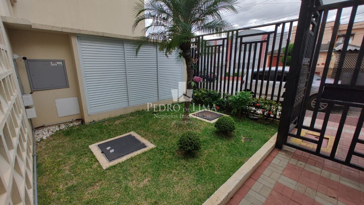Apartamento de 57 metros na Penha de França, com dois quartos.