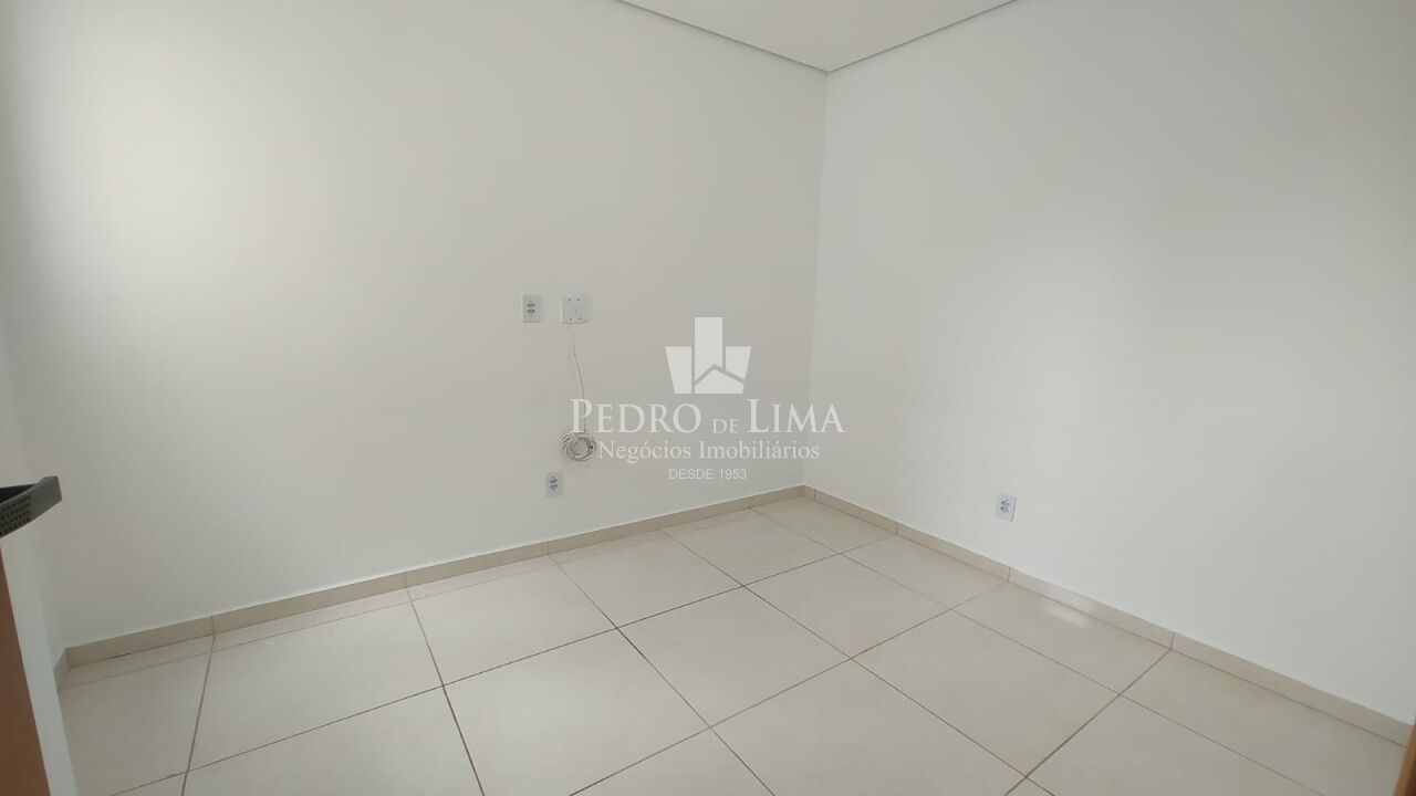 Apartamento de 57 metros na Penha de França, com dois quartos.