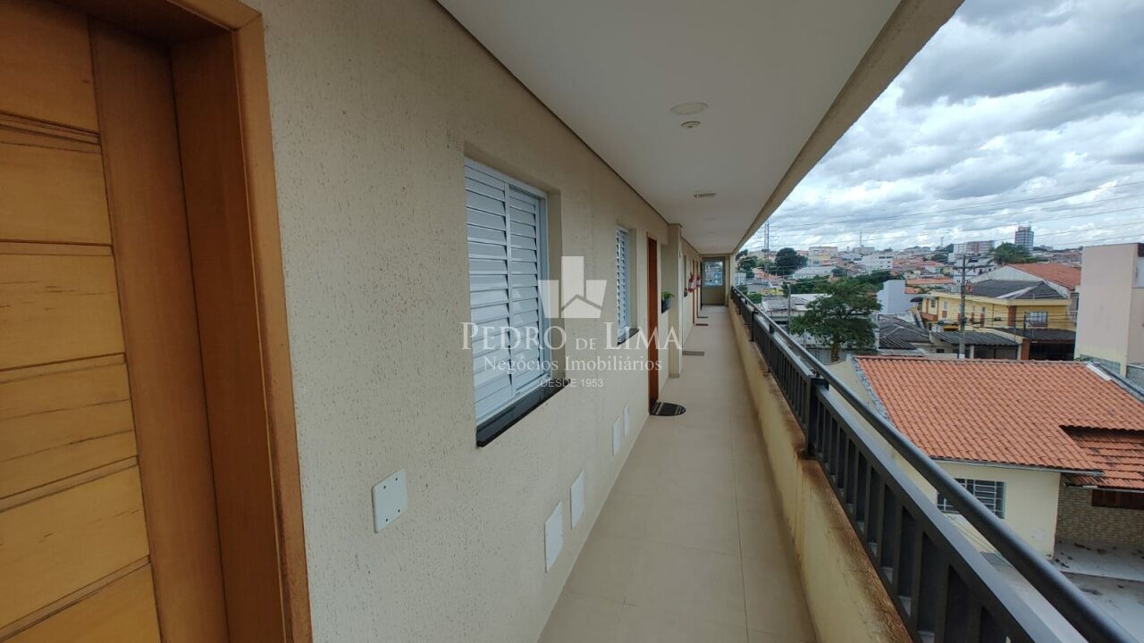 Apartamento de 57 metros na Penha de França, com dois quartos.