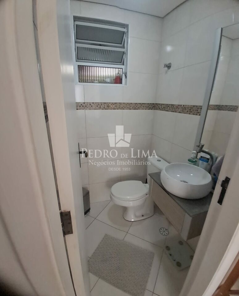 Sobrado em condomínio com 2 Dormitórios e 1 Vaga na Vila Jacuí