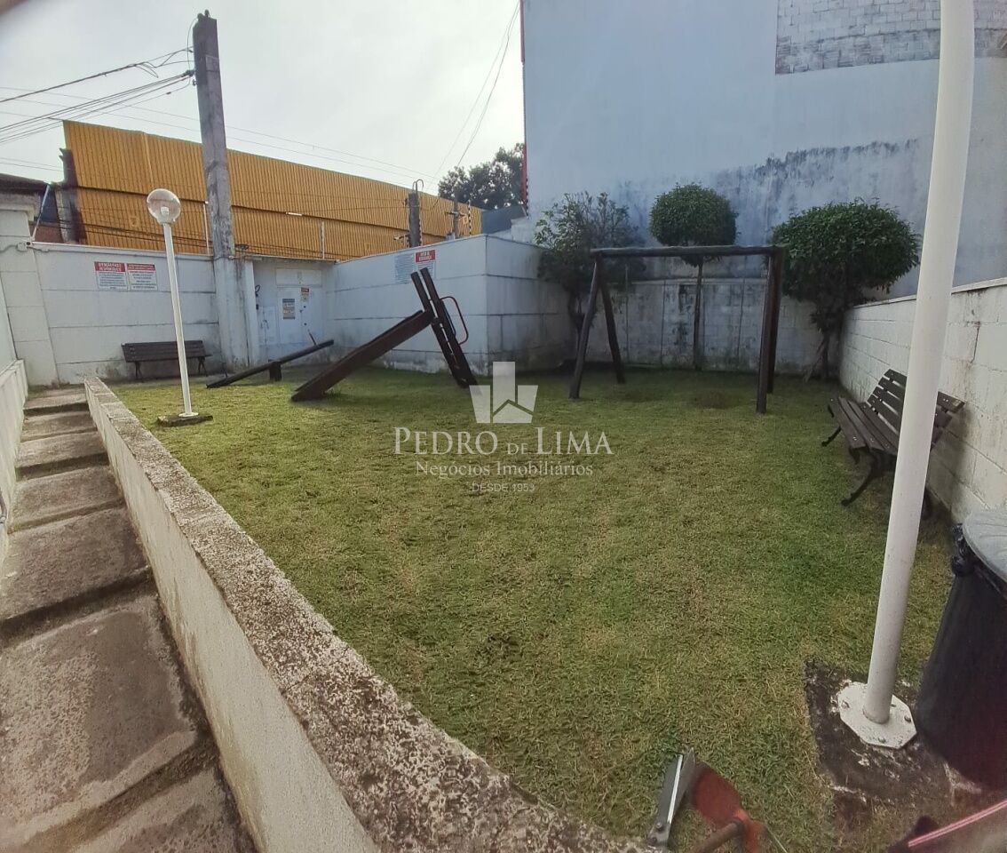 Sobrado em condomínio com 2 Dormitórios e 1 Vaga na Vila Jacuí