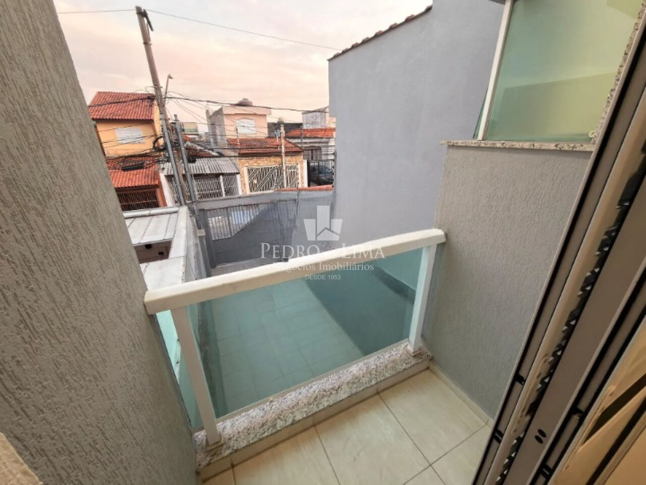 Sobrado frontal  pronto  para  morar na Vila Matilde