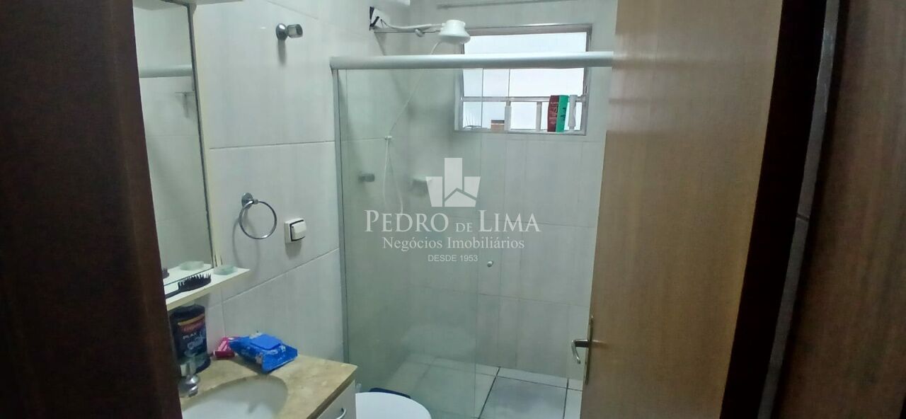 Terreno com 4 casas no Ermelino Matarazzo