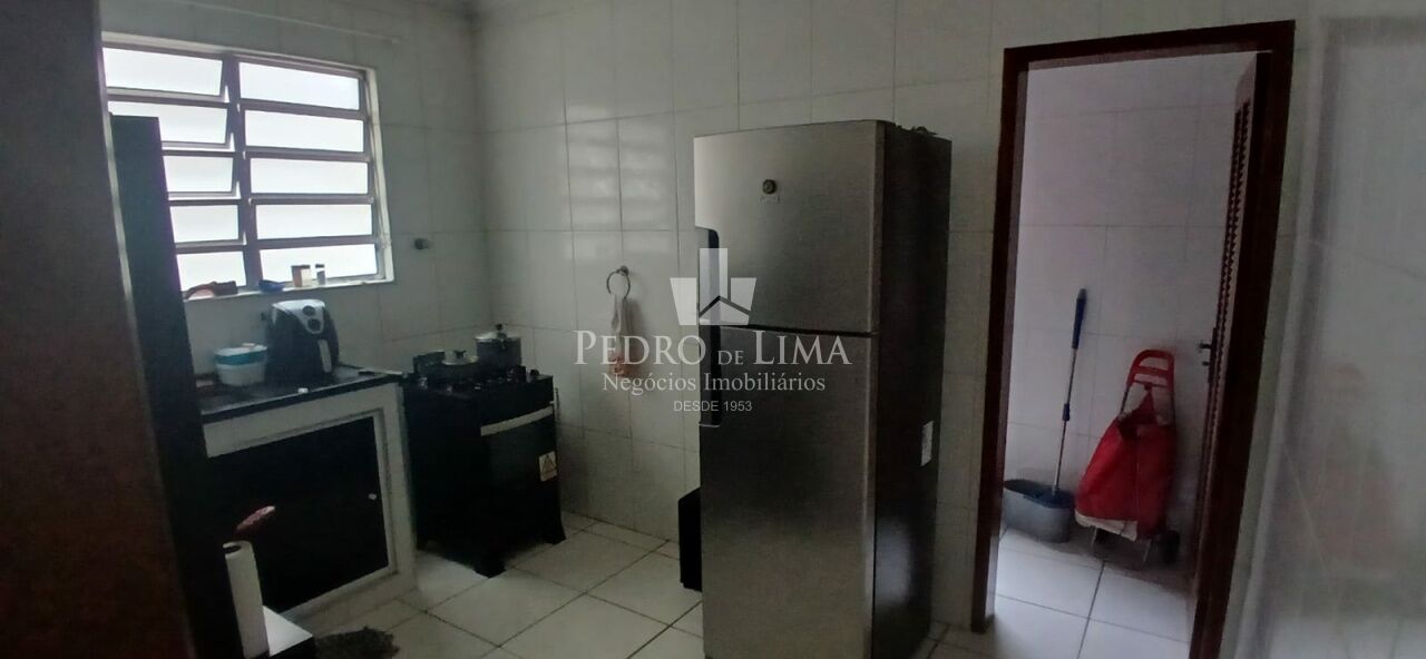 Terreno com 4 casas no Ermelino Matarazzo