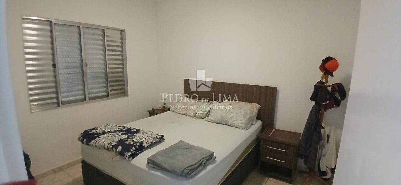 Terreno com 4 casas no Ermelino Matarazzo