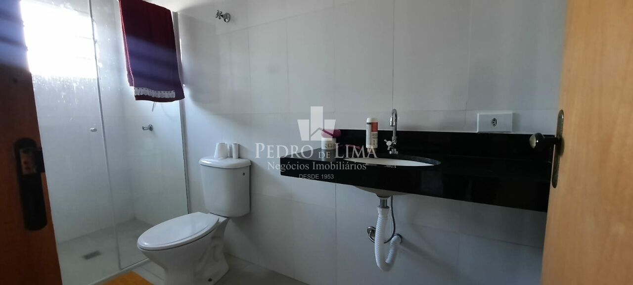 Terreno com 4 casas no Ermelino Matarazzo