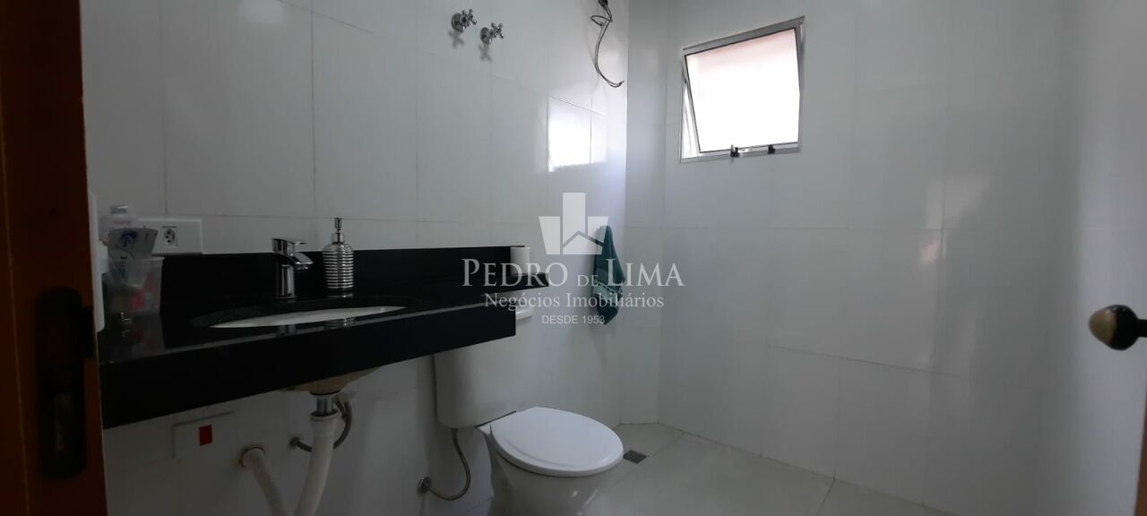 Terreno com 4 casas no Ermelino Matarazzo