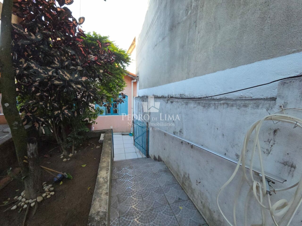 Casa térrea com 2 dormitórios, 1 vaga e 70 m², no Cangaíba