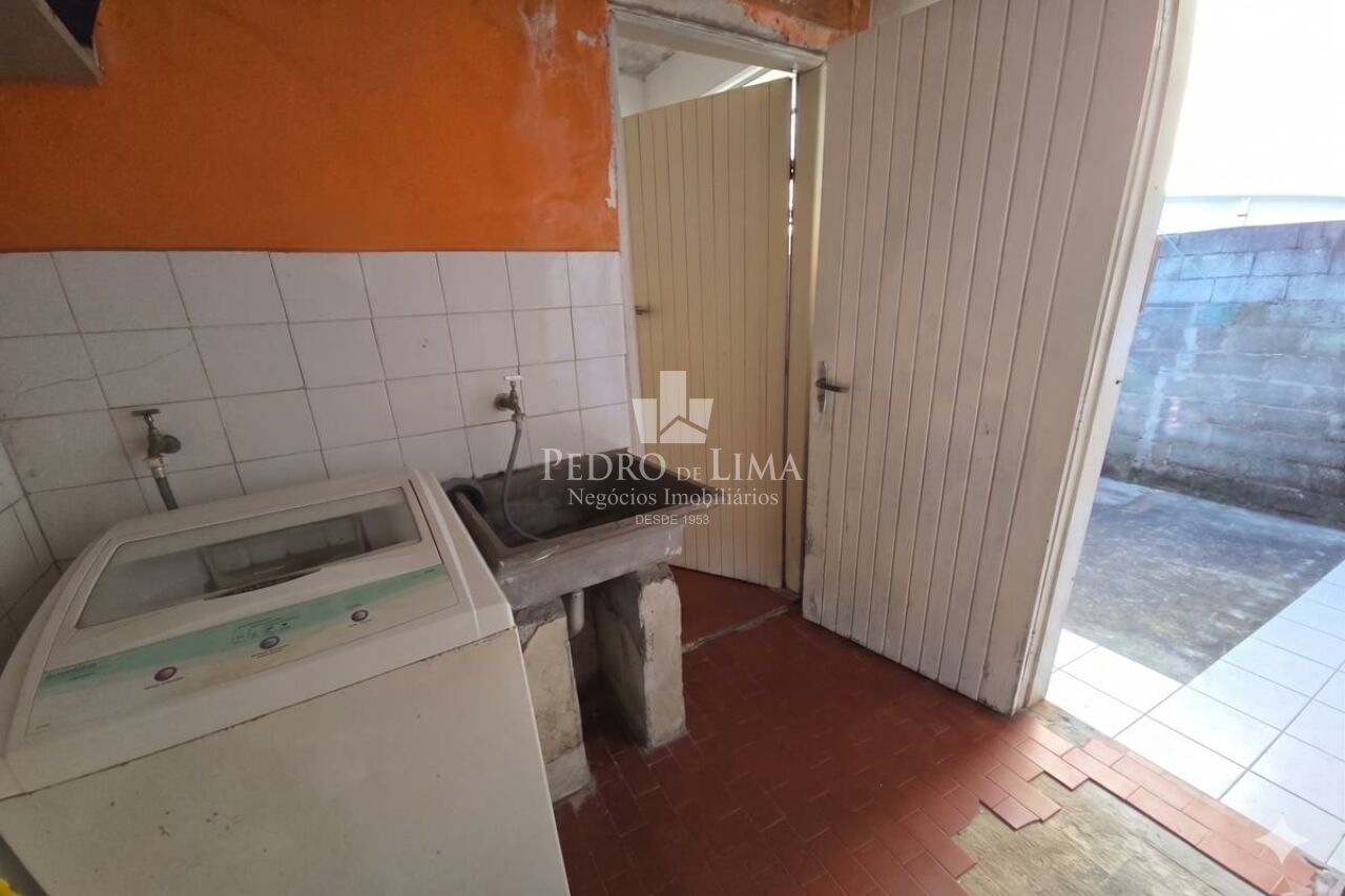 Casa térrea com 2 dormitórios, 1 vaga e 70 m², no Cangaíba
