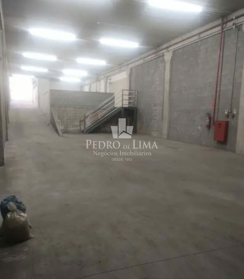Galpão Comercial de 1000 metros na Av Dr Assis Ribeiro