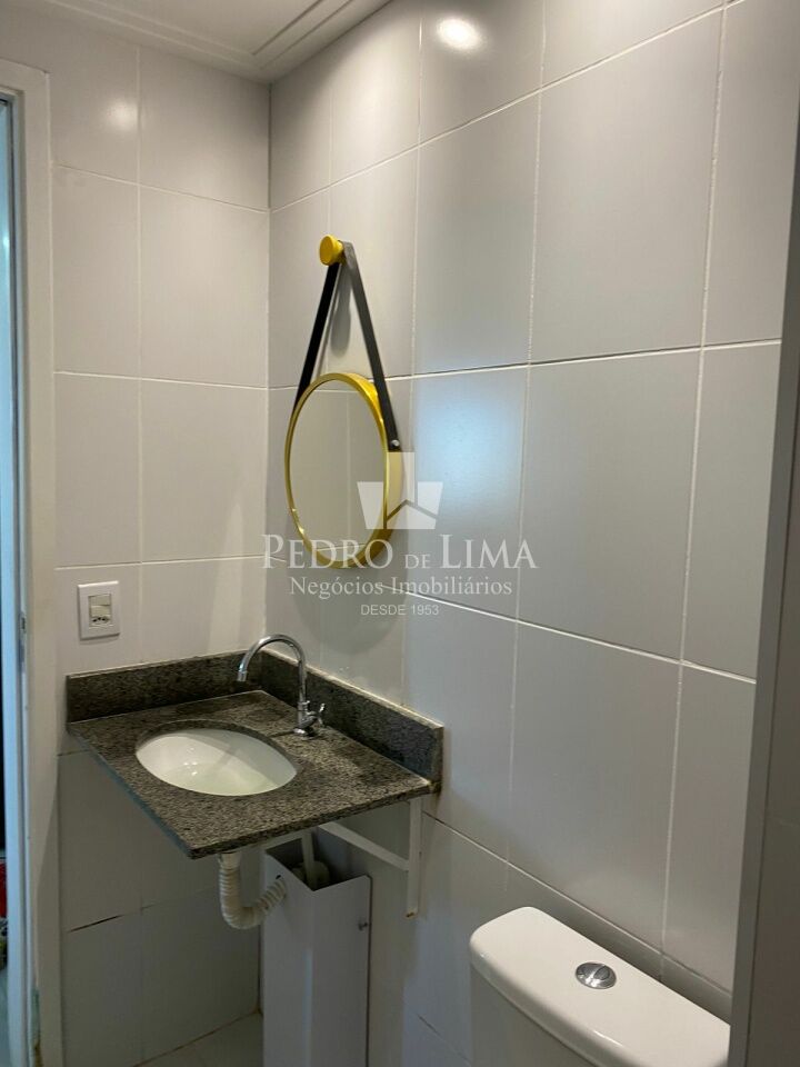 Apartamento de 40m² andar alto todo reformado no Cangaíba