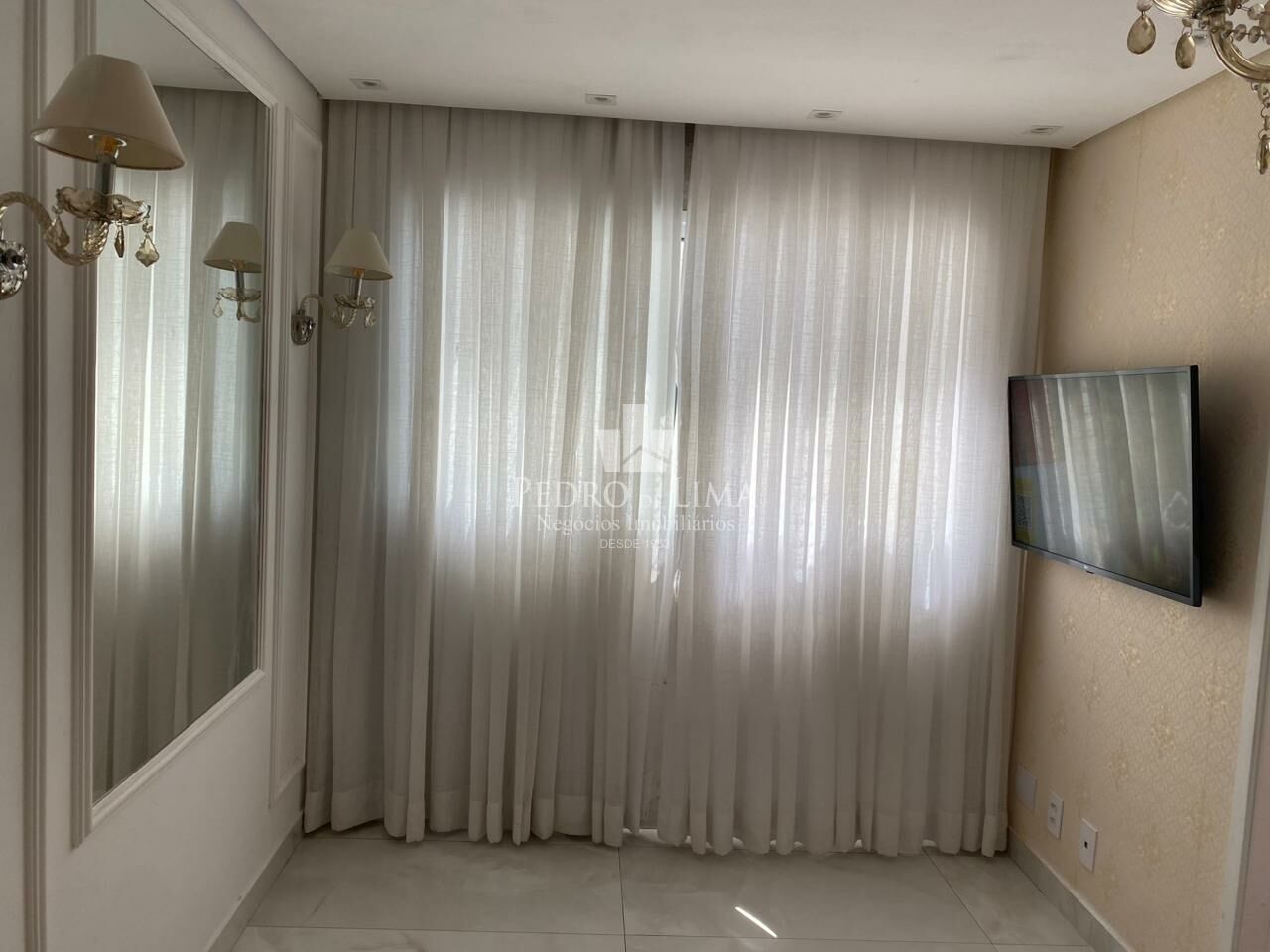 imagem do imovel Apartamento de 40m²  andar alto todo reformado no Cangaíba ref: PE45081