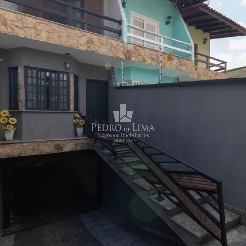 Sobrado frontal na Penha
