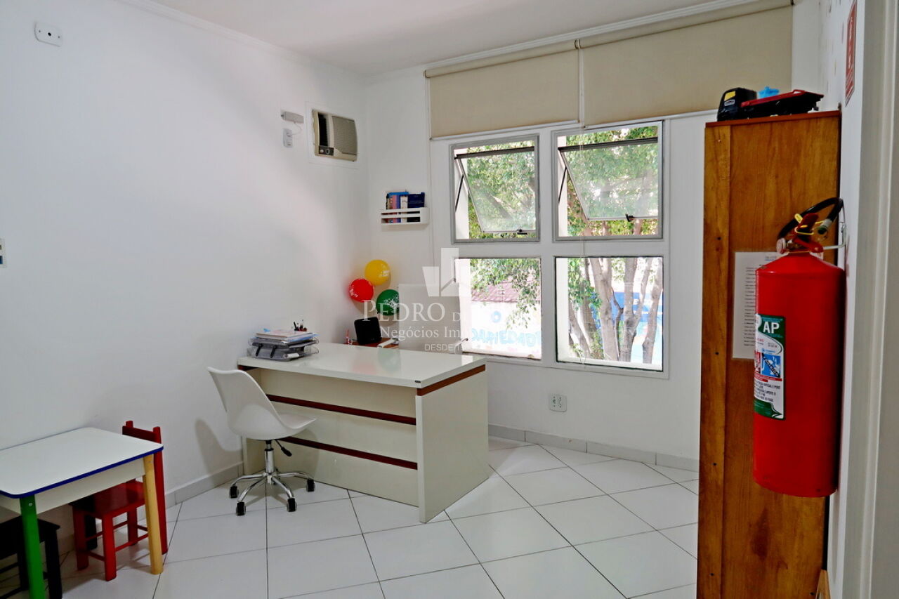 Prédio comercial na Vila Matilde