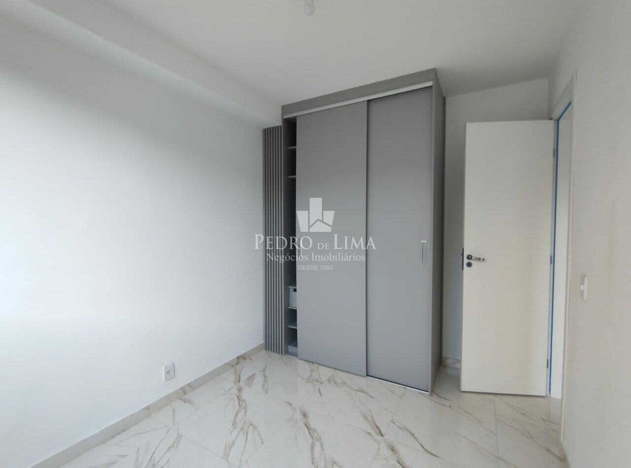 Apartamento na região  da Vila Ré 