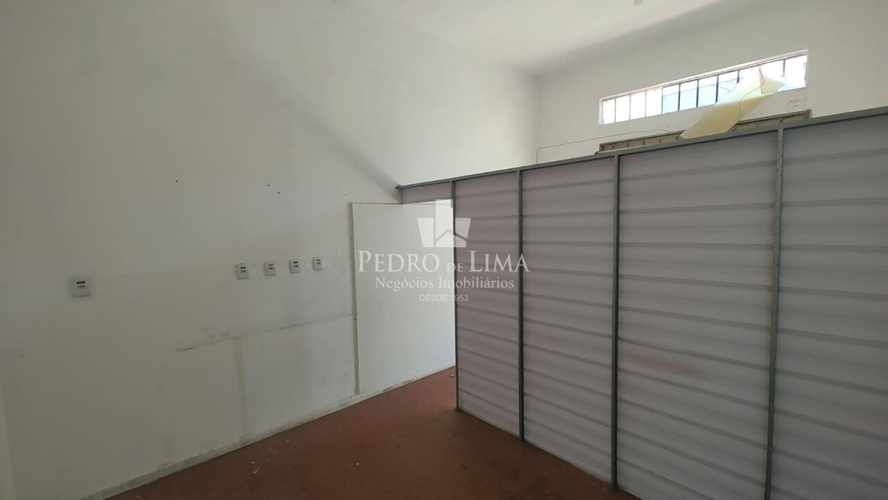 imagem do imovel Salão de 21 m², com banheiro, em Arthur Alvim ref: PE45104