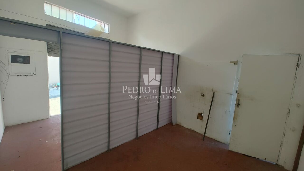 imagem do imovel Salão de 21 m², com banheiro, em Arthur Alvim ref: PE45104