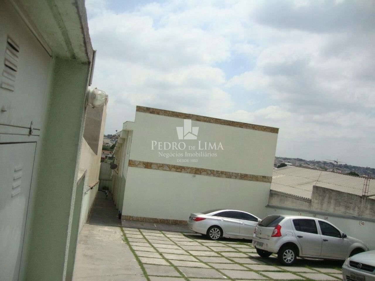  Sobrado em Condomínio na Vila Ré