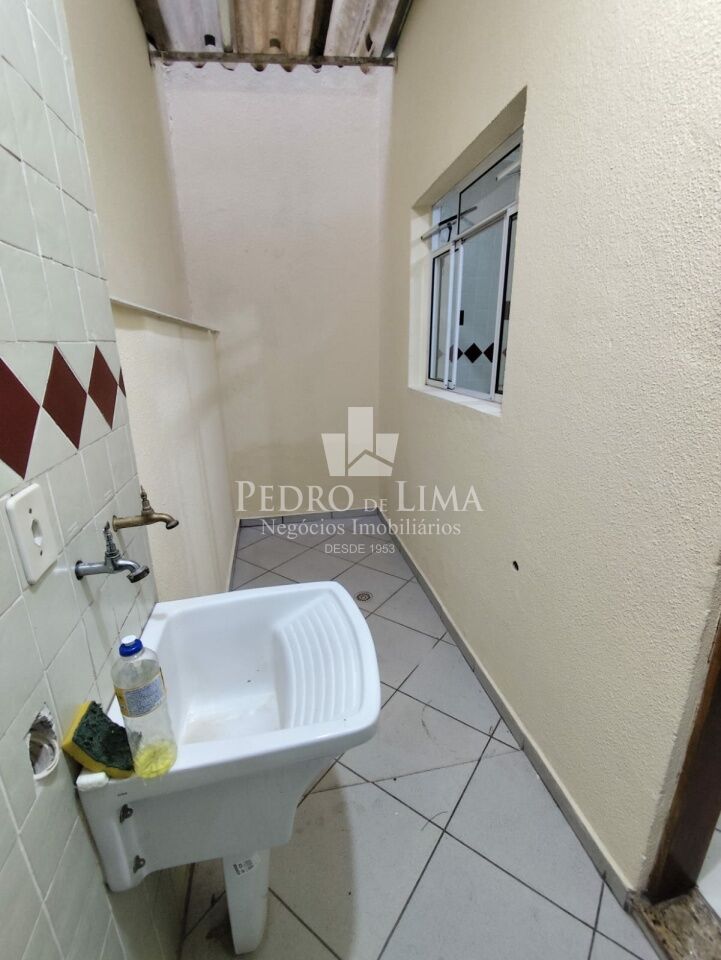  Sobrado em Condomínio na Vila Ré