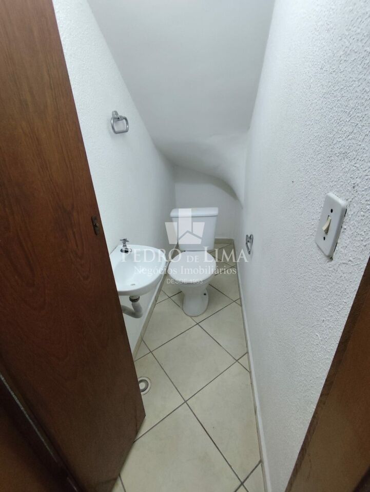  Sobrado em Condomínio na Vila Ré