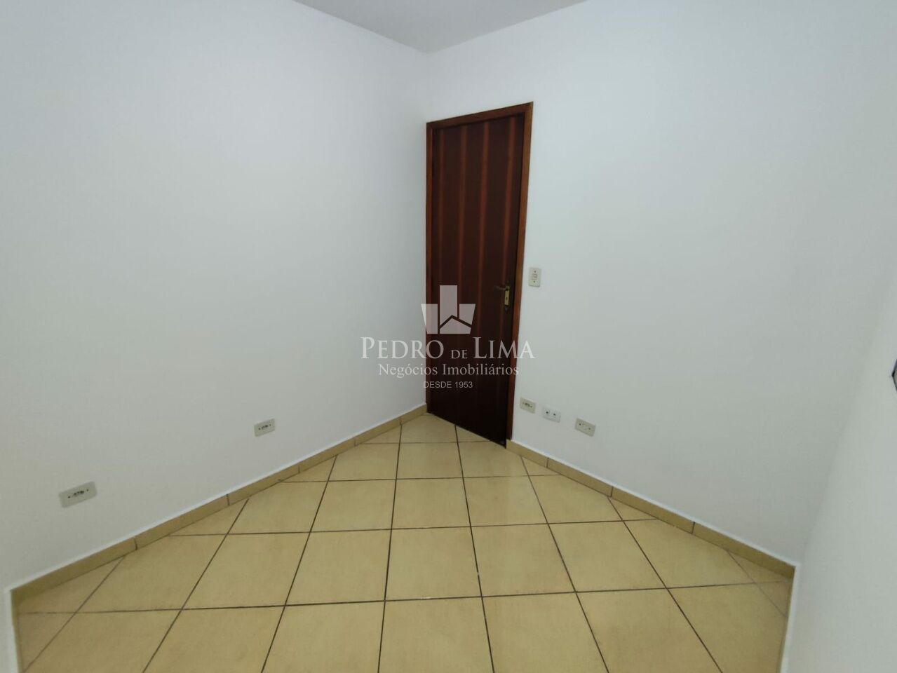  Sobrado em Condomínio na Vila Ré