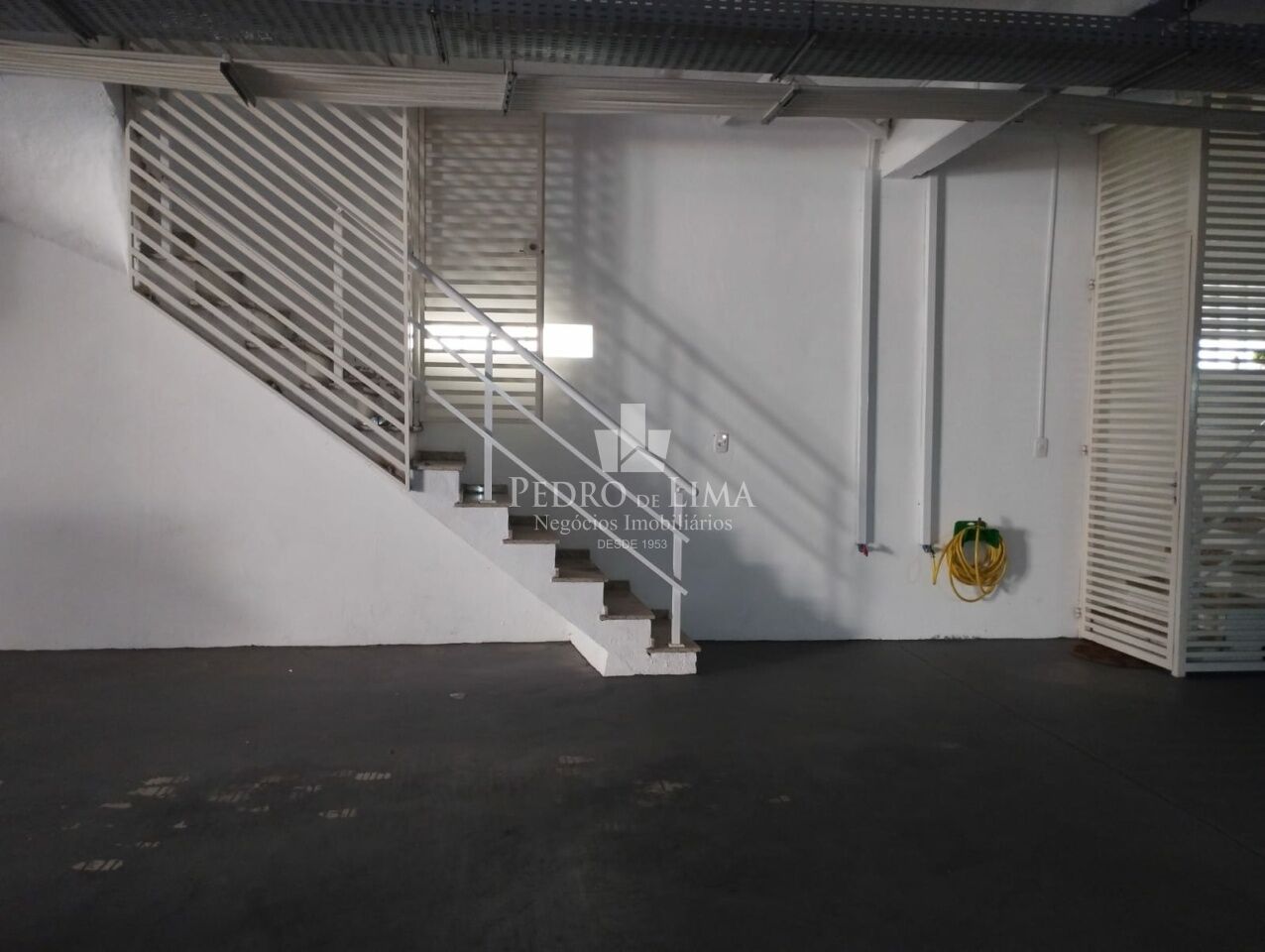 Sobrado em condominio com 3 dormitórios e 2 vagas na Penha
