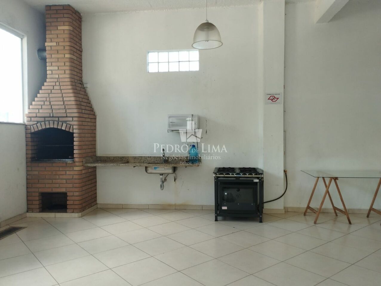 Sobrado em condominio com 3 dormitórios e 2 vagas na Penha