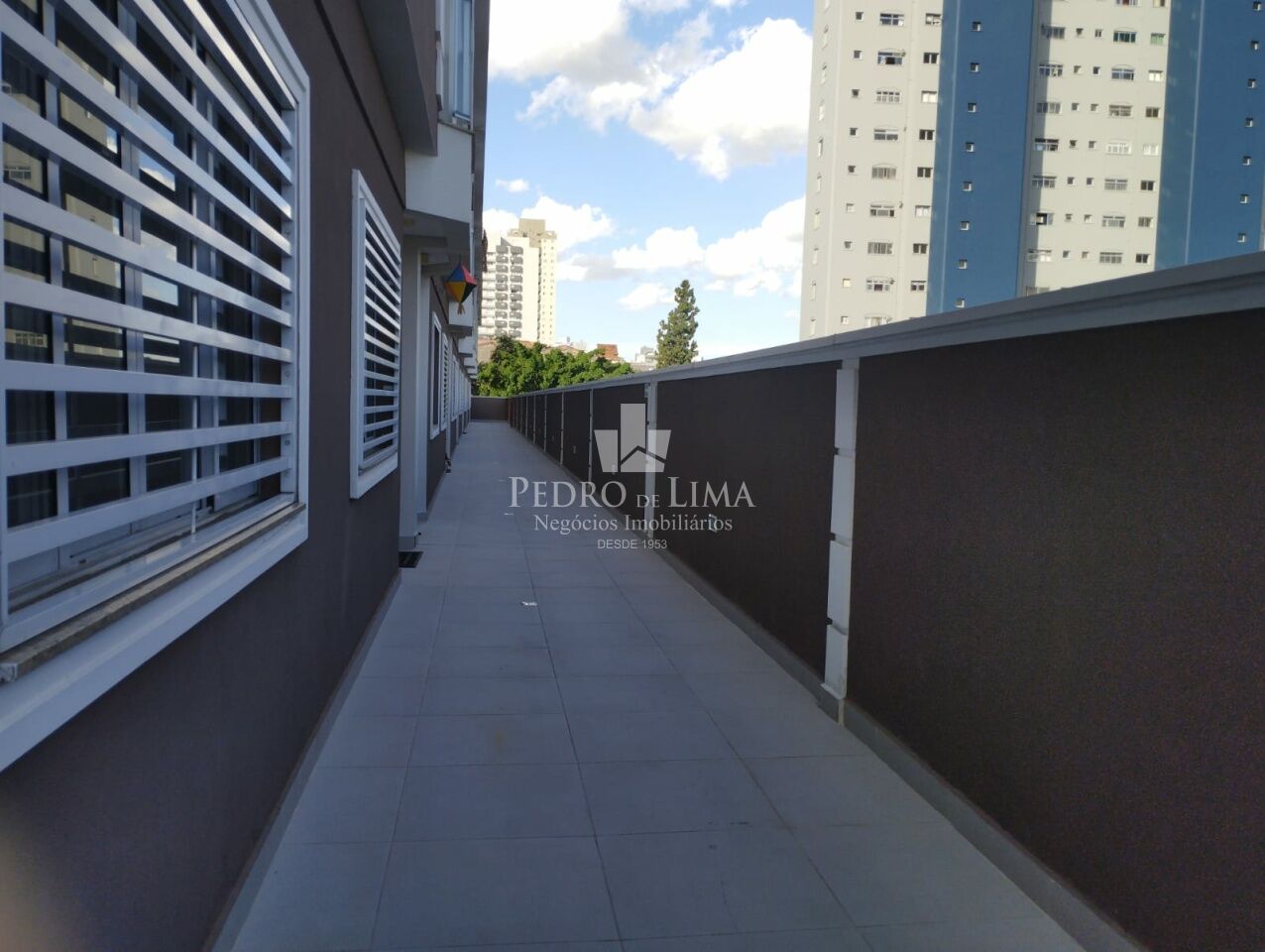 Sobrado em condominio com 3 dormitórios e 2 vagas na Penha