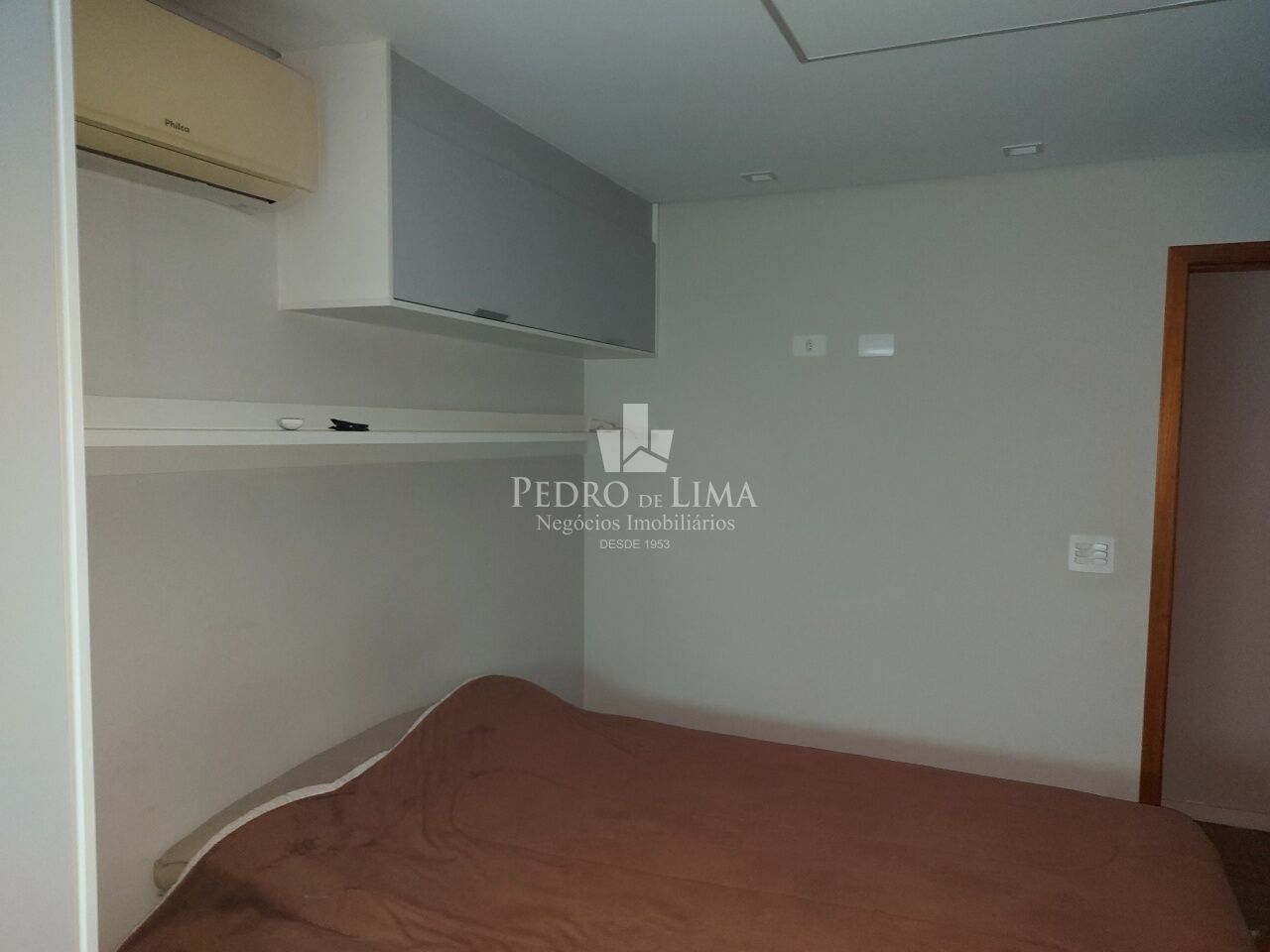 Sobrado em Condomínio no Cangaíba - 3 dorms (1 suíte),1 sala, 2 banheiros, 2 vagas 94,00m².