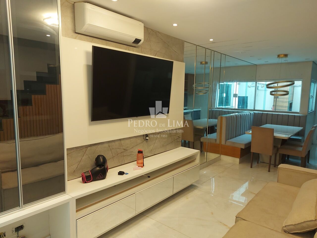 imagem do imovel Sobrado em Condomínio no Cangaíba - 3 dorms (1 suíte),1 sala, 2 banheiros, 2 vagas 94,00m². ref: PE45120