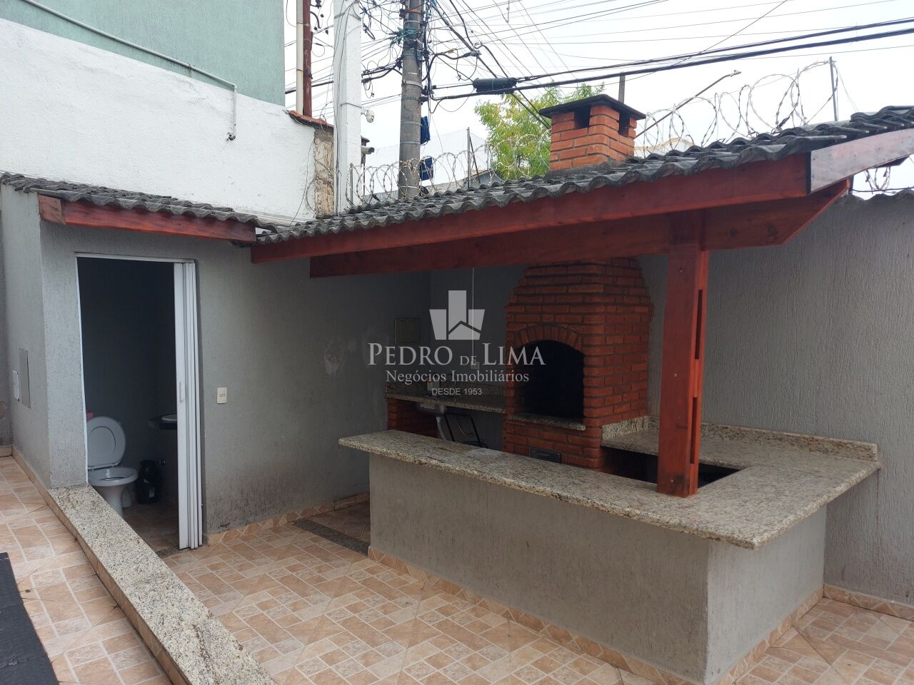 Sobrado em Condomínio no Cangaíba - 3 dorms (1 suíte),1 sala, 2 banheiros, 2 vagas 94,00m².