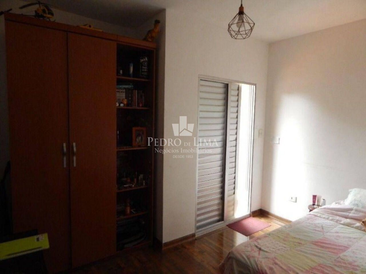 Sobrado com 3 dormitórios 150 m² na Vila Ré