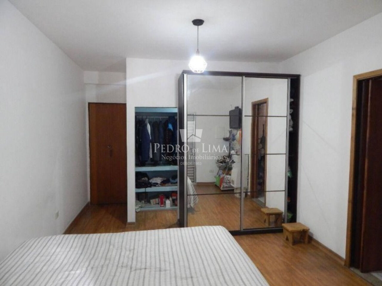 Sobrado com 3 dormitórios 150 m² na Vila Ré