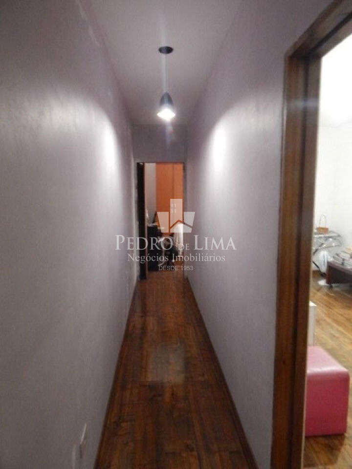 Sobrado com 3 dormitórios 150 m² na Vila Ré