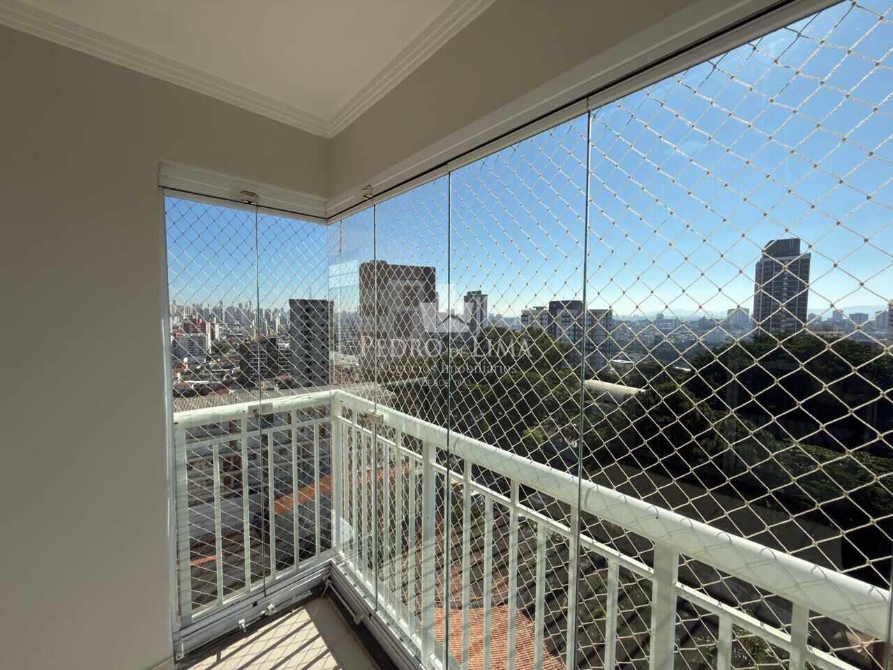 imagem do imovel Apartamento todo reformado em andar alto, vista livre e 72m² na Vila Matilde ref: PE45131