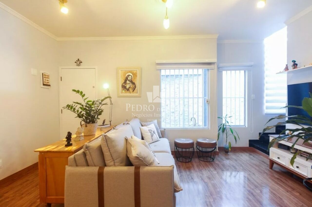 imagem do imovel Sobrado em Condomínio 126 m² com 3 quartos sendo 1 suíte e 2 vagas - Penha ref: PE45132