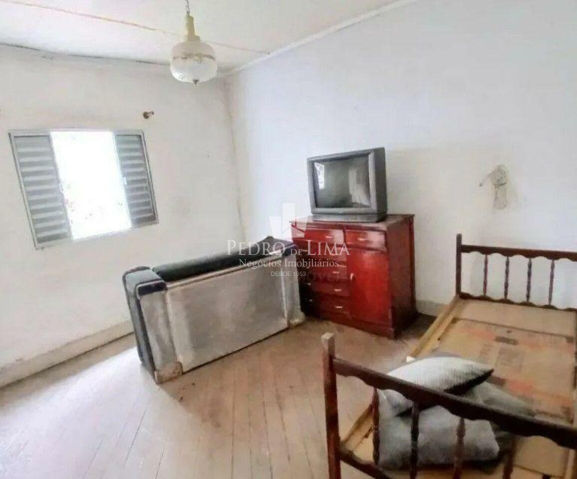Terreno, medindo 7,80x20 em declive na Penha