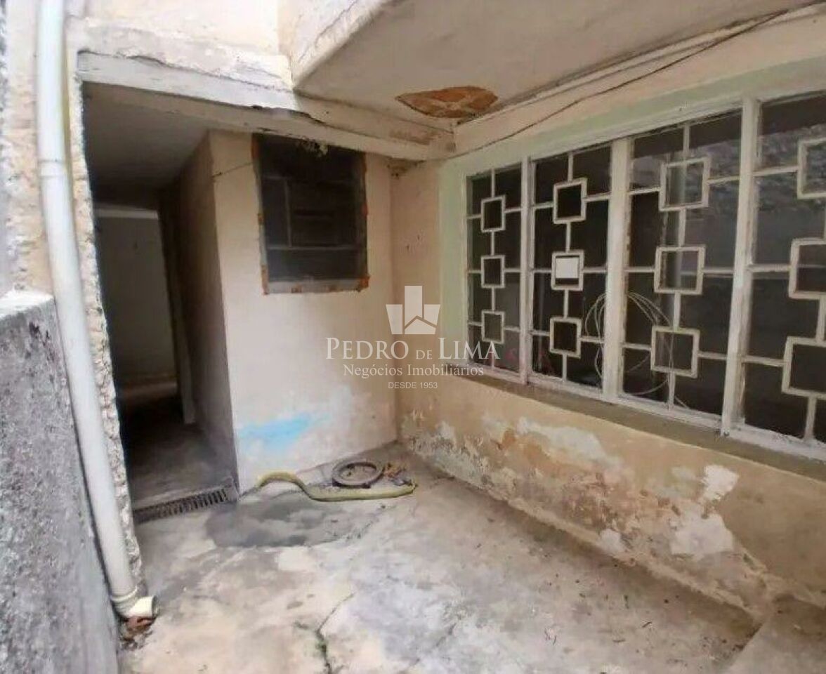 Terreno, medindo 7,80x20 em declive na Penha