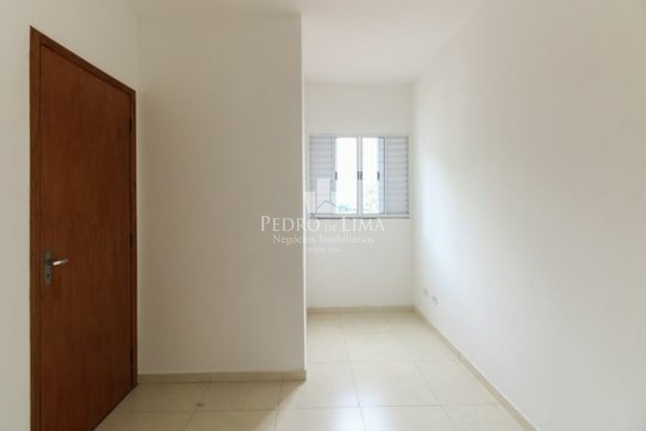 Apartamento 2 dormitórios, sacada e 60 m² na Penha