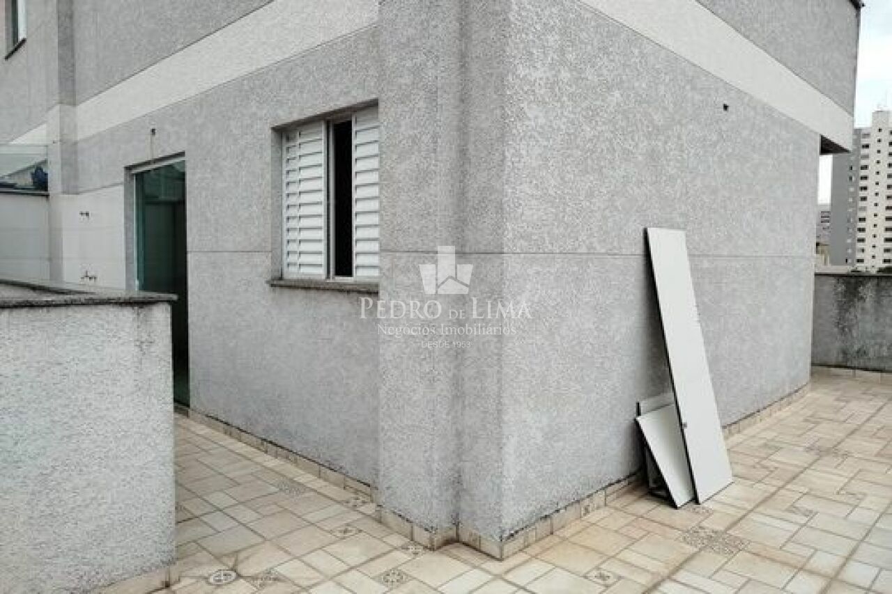 Apartamento 2 dormitórios, sacada e 60 m² na Penha