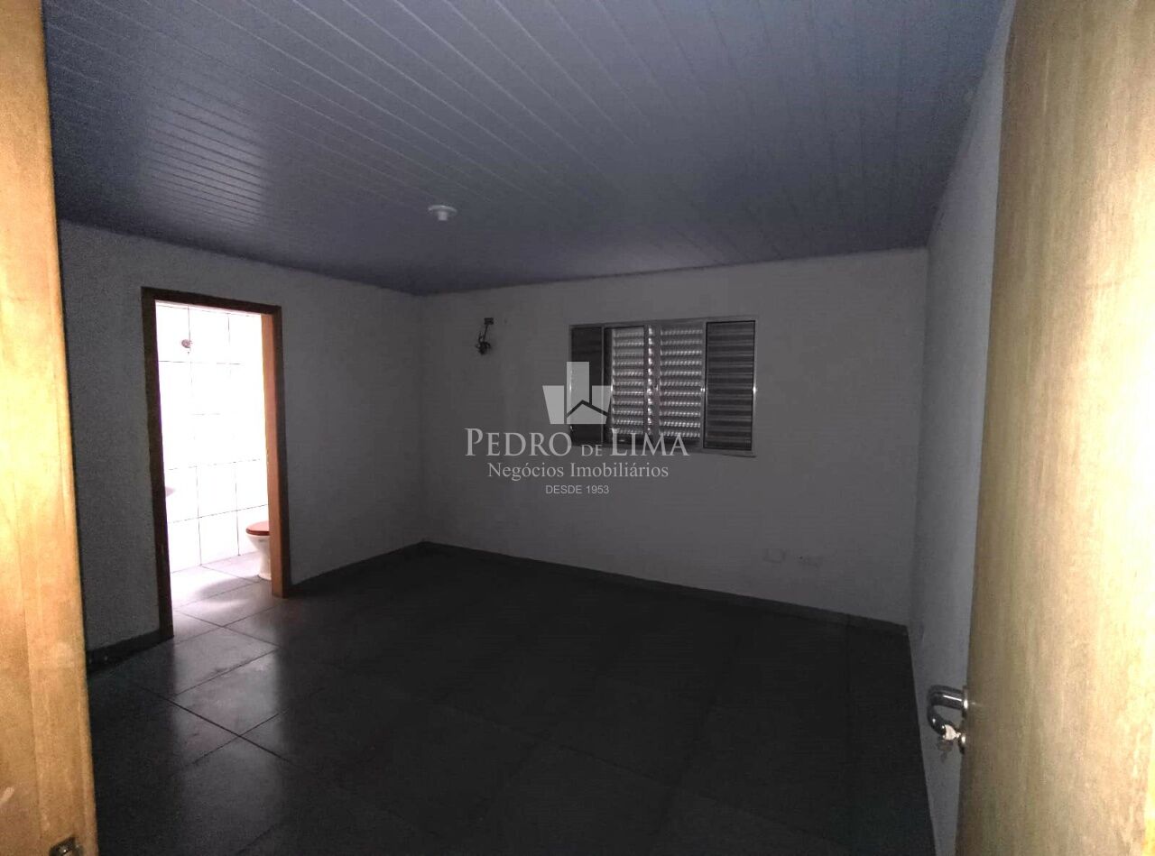 Galpão 750m²  com energia trifásica no Parque Cruzeiro do Sul