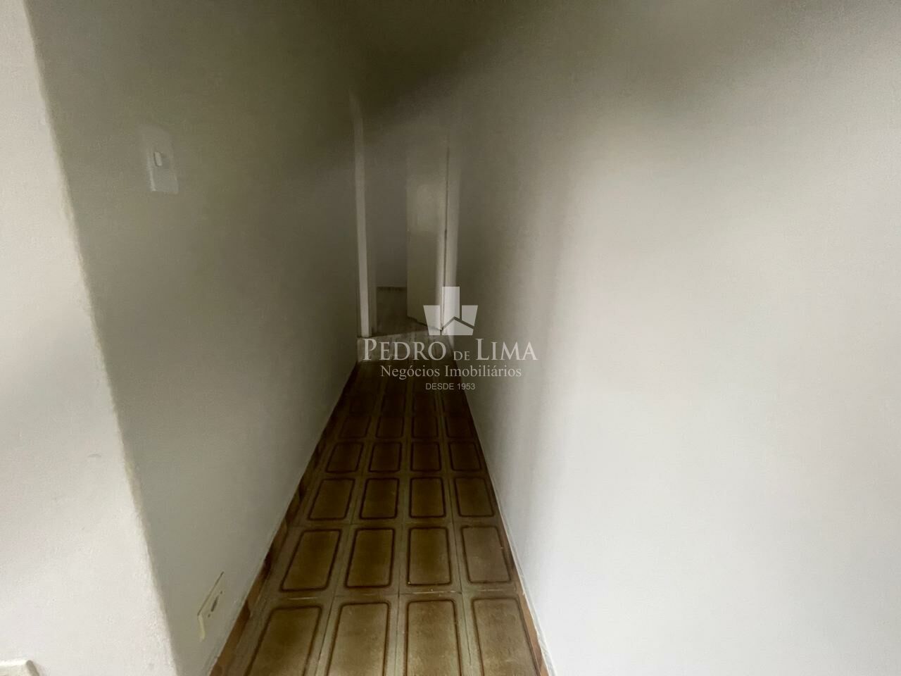 Casa térrea 2 dormitórios e vaga de garagem na região da Ponte Rasa