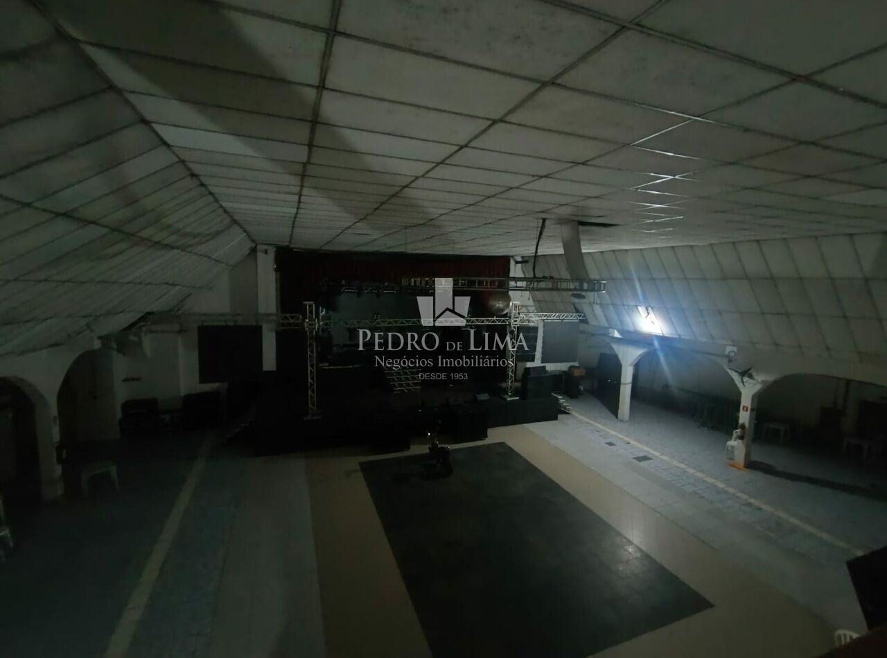 Galpao Comercial  de Grande Porte na Penha 